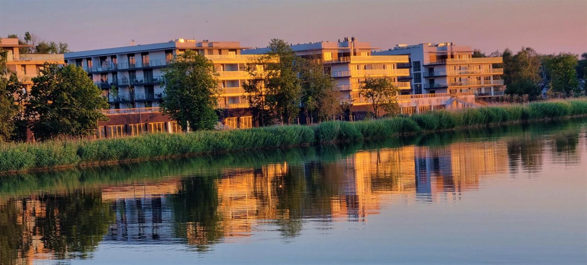 Апартаменты Apartament Perla Zachodu View & Spa Sagaris Дзивнув Экстерьер фото